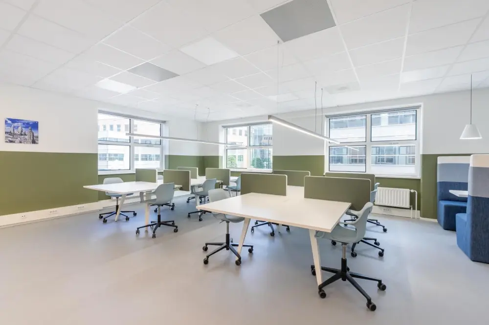 Coworking day pass · Regus BUCHAREST, City Centre