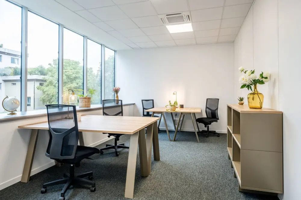 Bureau B23 pour 4 postes · B'CoWorker Dijon