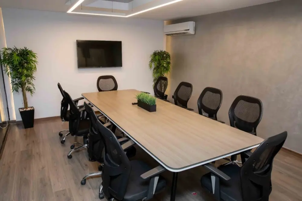 Meeting Room 2 · The B-HUB