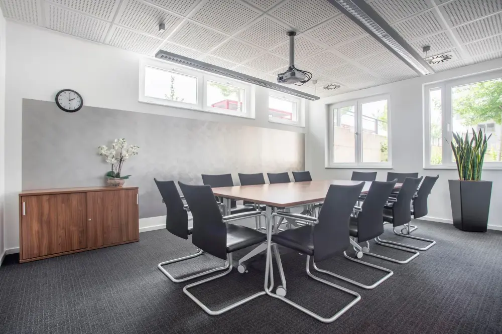 Room MR 003 · Regus LEIPZIG, Atrium