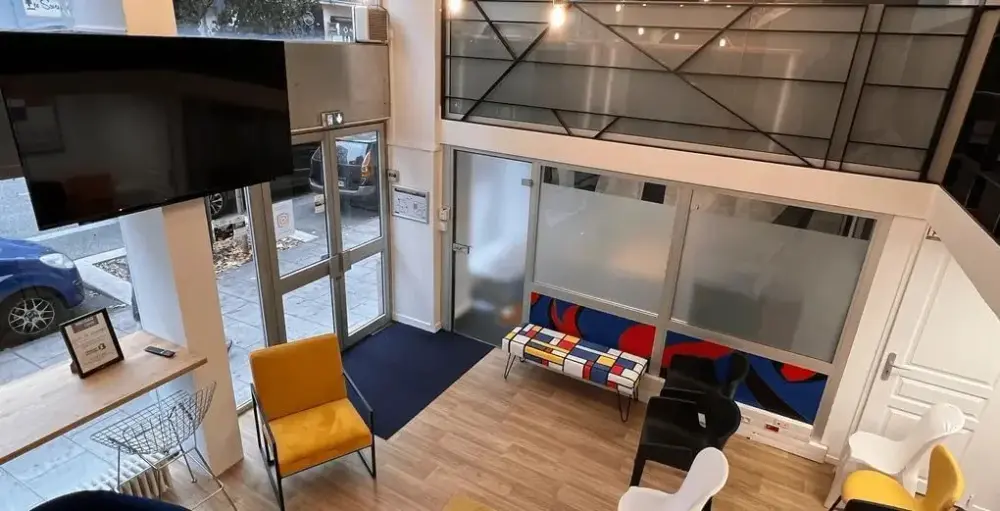 Salle de Réunion 15 personnes · Reggad Estate - Félix Viallet