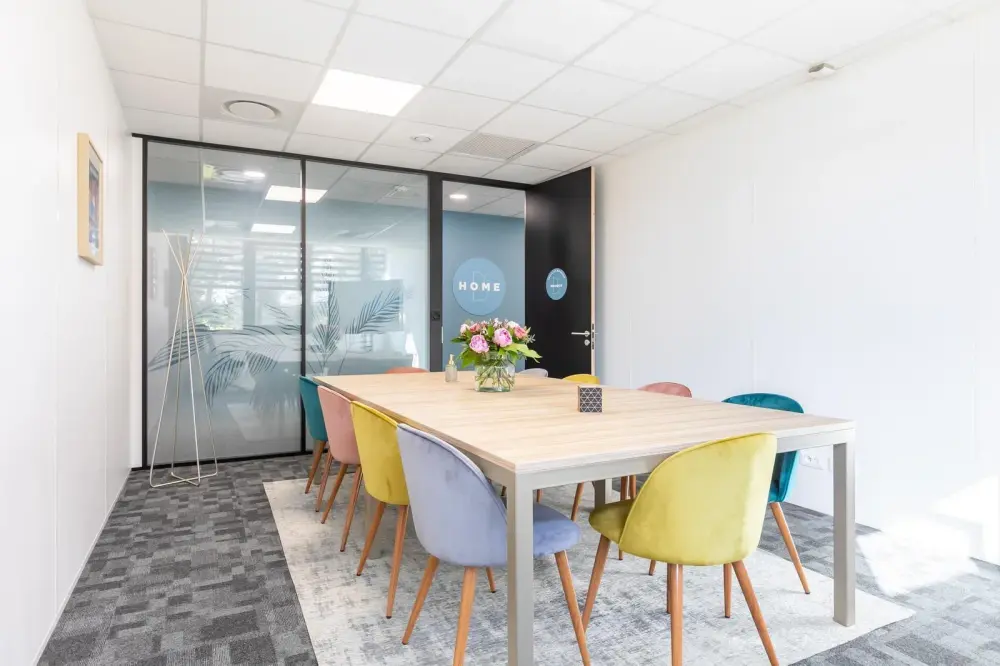 Salle Bordeaux · B'Coworker Sophia Antipolis