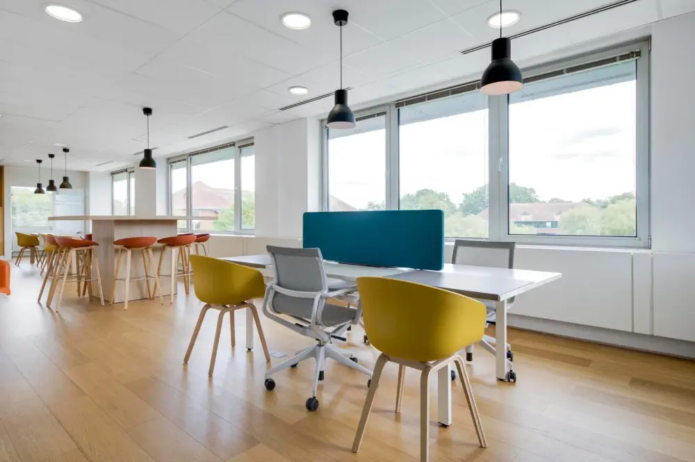 Coworking day pass · Signature Taguig, Signature Alveo Park Triangle Tower