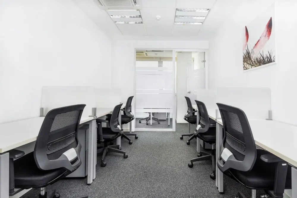 Coworking day pass · Regus New Cairo, W-51