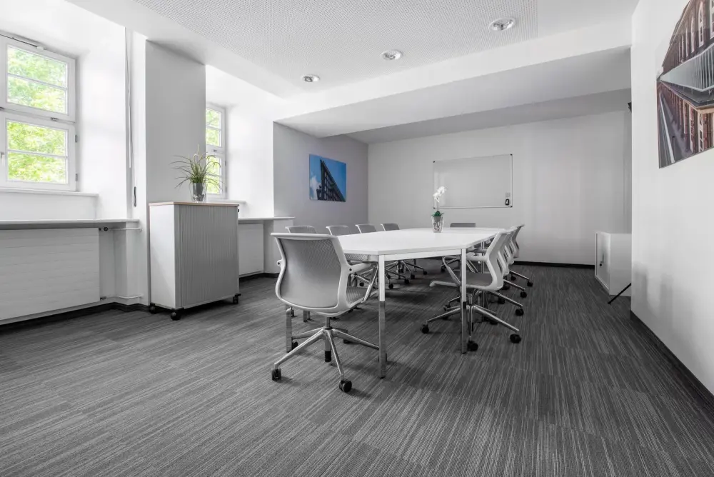 Room Sotra · Regus Bergen, Flesland Airport