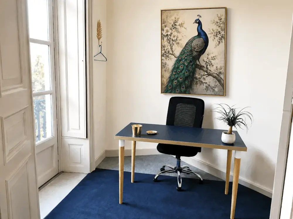 Bureau individuel · Le Paon